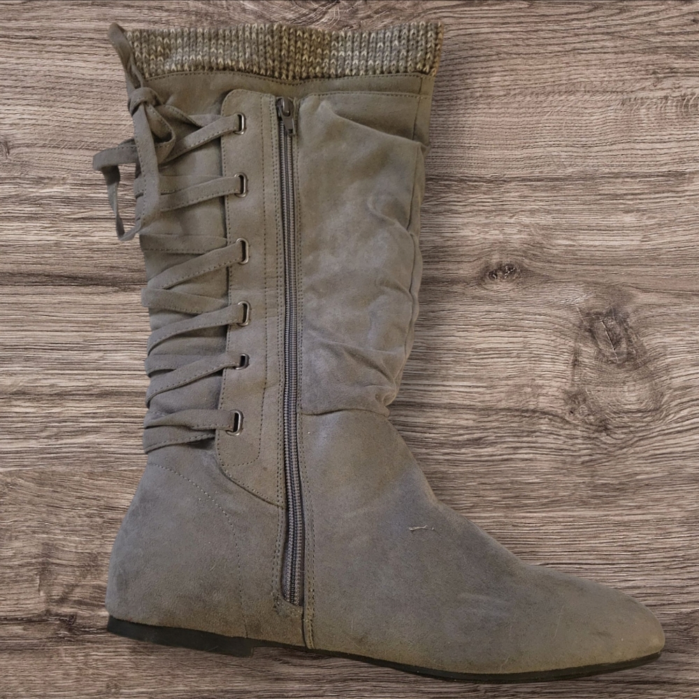JustFab Gray Gabby Sweater Cuff Lace Up Boots Faux Suede Boots Women's Size 9 - Picture 6 of 7